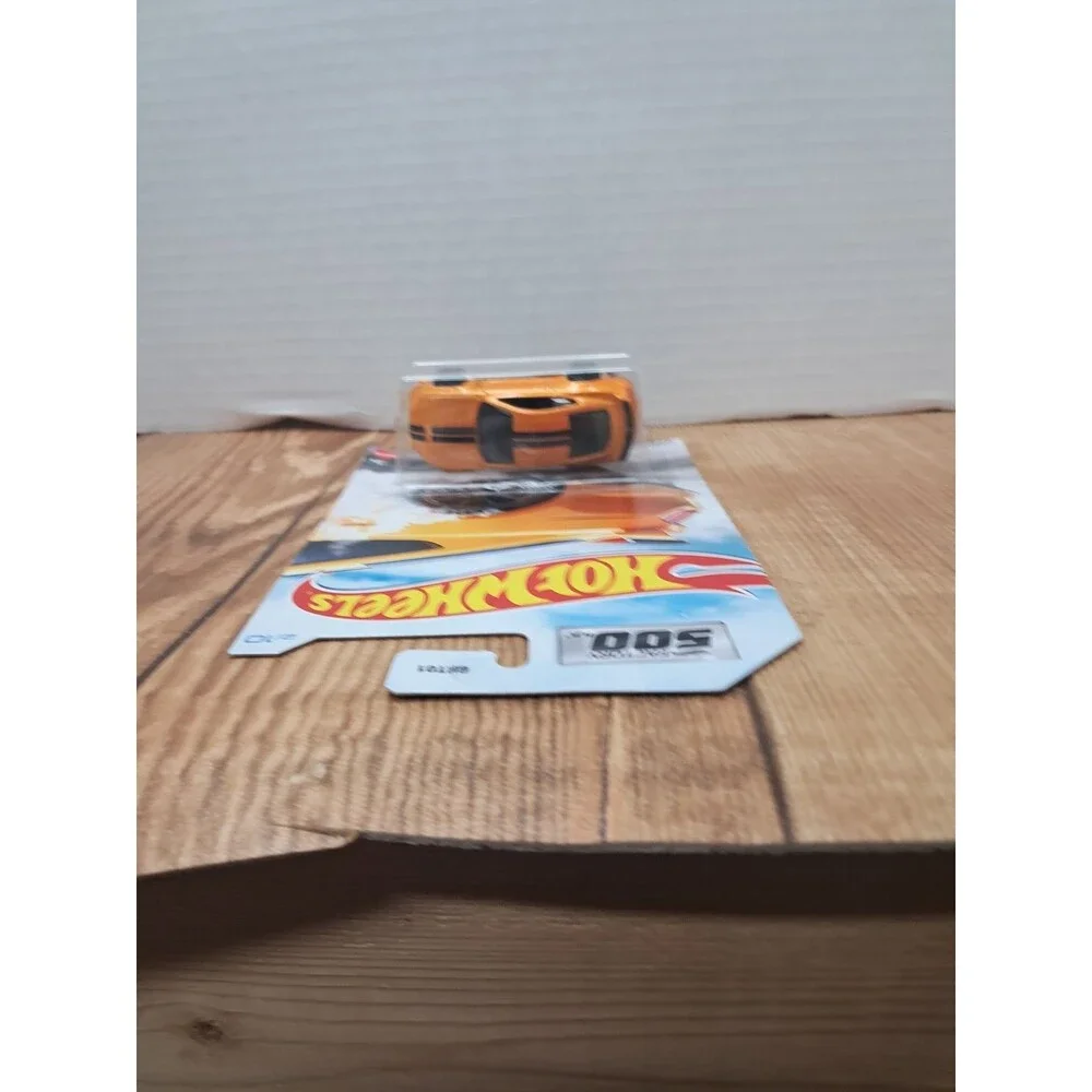 Hot Wheels Factory 500 HP Ford Shelby GT350R Orange Walmart Exclusive 2/10 New